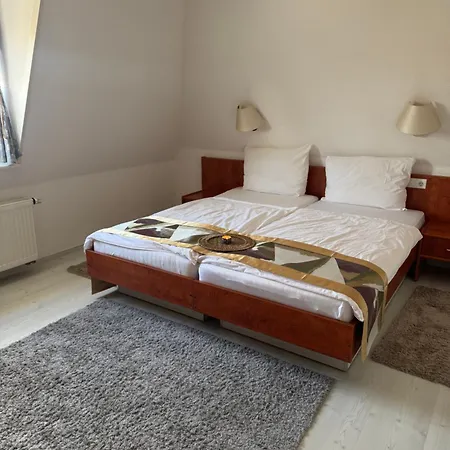 Parkhotel *